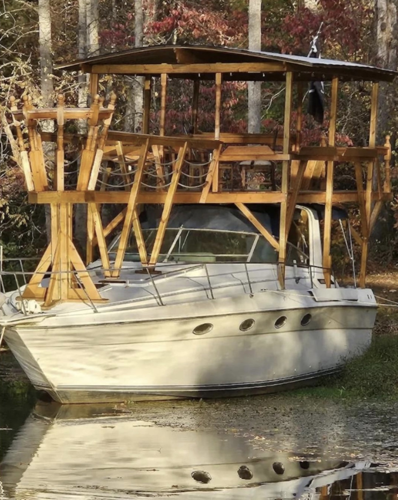 A floating, portable porch 